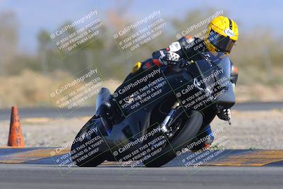 media/Feb-04-2023-SoCal Trackdays (Sat) [[8a776bf2c3]]/Turn 2 (1140am)/